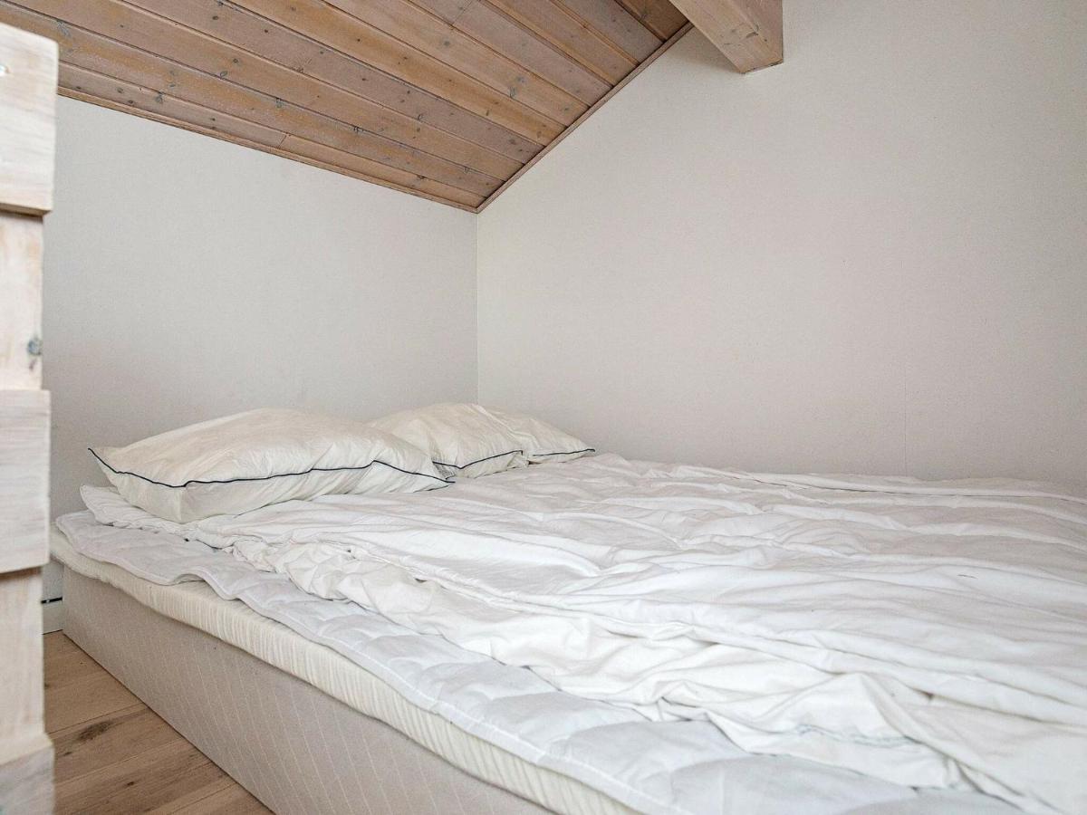 8 Person Holiday Home In Ulfborg Thorsminde Exterior photo